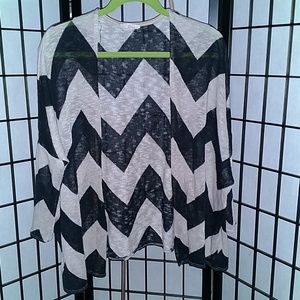 Black and Tan Zig Zag Lightweight Cardigan Sweater